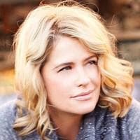 Kristy Swanson