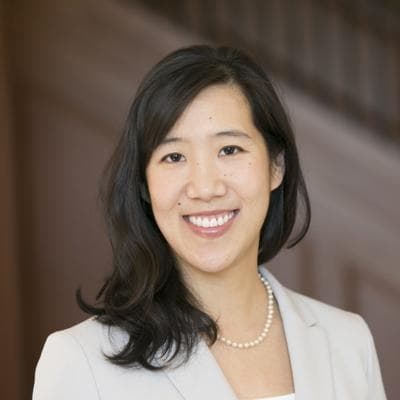 Laura Huang, photo 1