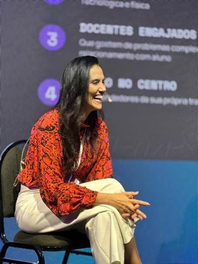 Leticia Guimarães Lyle, photo 2