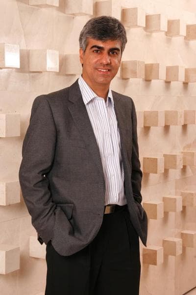 Sunil Lalwani, photo 1