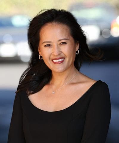 Esther Kim, photo 1