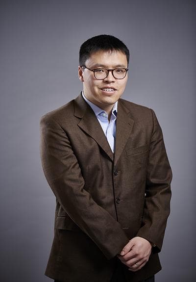 Nick Nguyen, photo 1