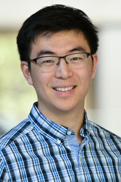 Daniel Miao, photo 1