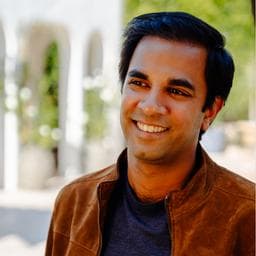 Avi Gandhi, photo 1