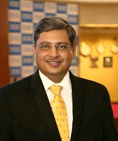 Manoj Govindillam, photo 1