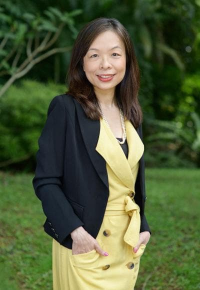 Janet Lim, photo 2