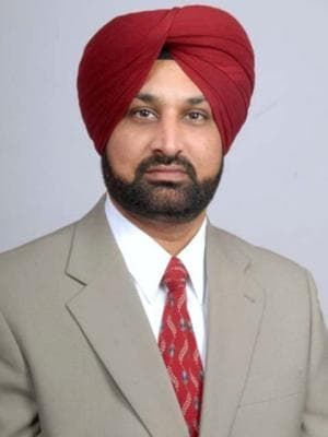 Parminder Dhillon, photo 1