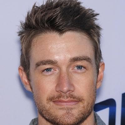 robert buckley, photo 1