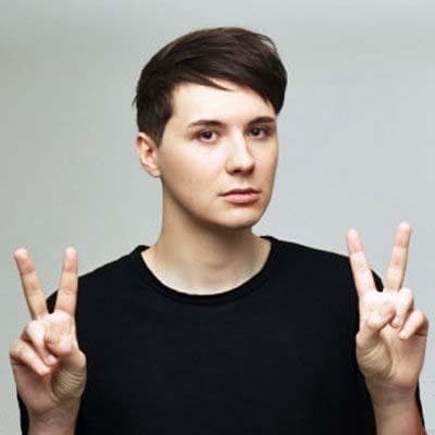 Dan .Howell, photo 1