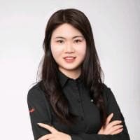 Layla Zhu, CFA, photo 1