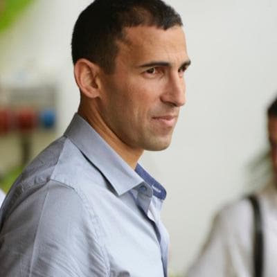 Arik Almog, photo 1