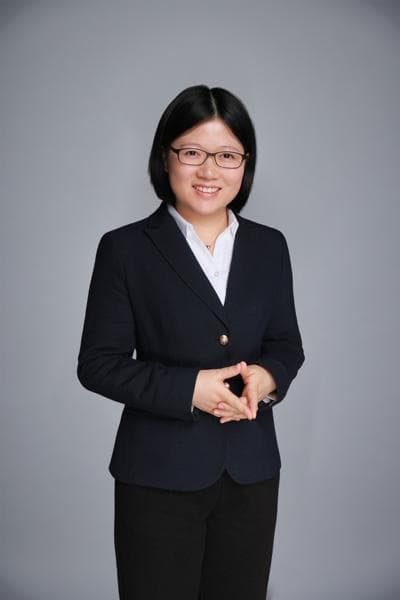 Yi Hong, photo 2