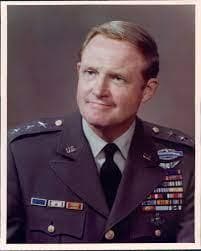 Hal Moore, photo 2