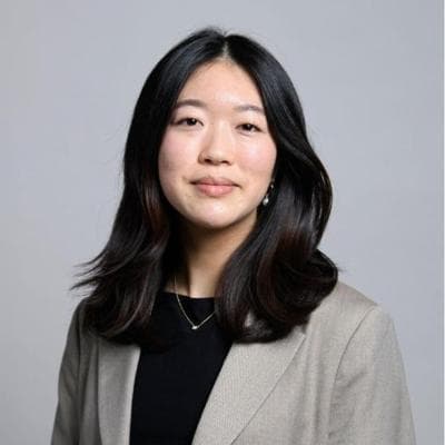 Esther Kim, photo 1