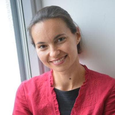 Dr. Oksana Koryak, CFA, photo 2