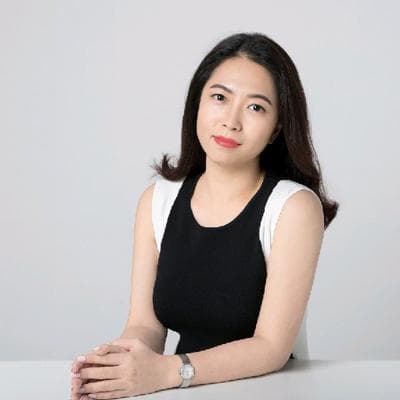 Christina Zhang, photo 1