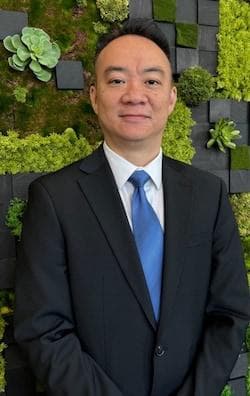 Michael Chan, photo 2