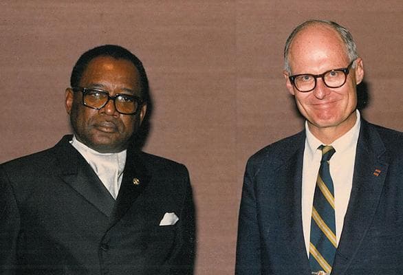 Paul Mbutu, photo 1