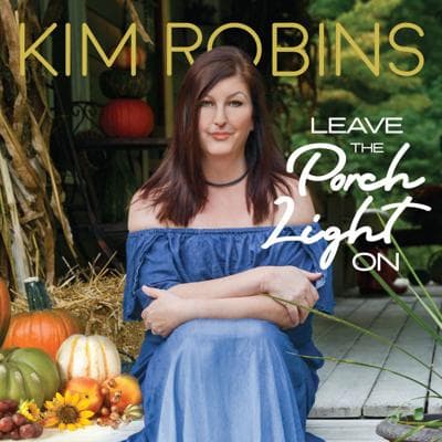 Kim Robins, photo 2