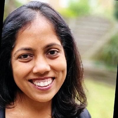 Durga Smitha Vajapeyayajula