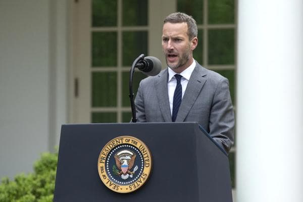 Adam Boehler, photo 1