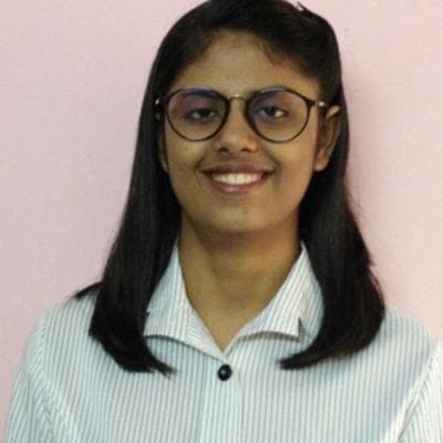 Yashika Sharma, photo 1