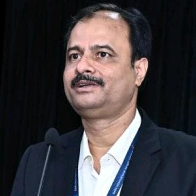 Dr. Deepak Kumar