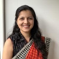 Tanuja Mitra, photo 1