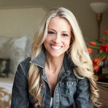 Nicole Curtis