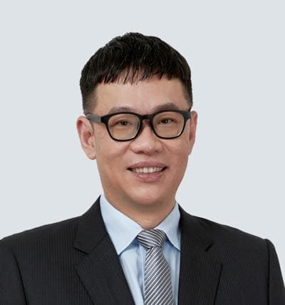 Kun Shi, PhD, MBA, photo 1