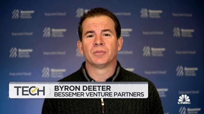 Byron Deeter, photo 1