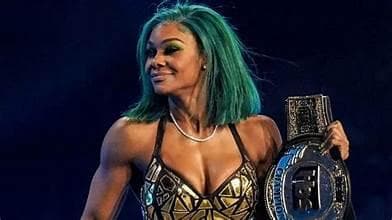 Jade Champion, photo 1